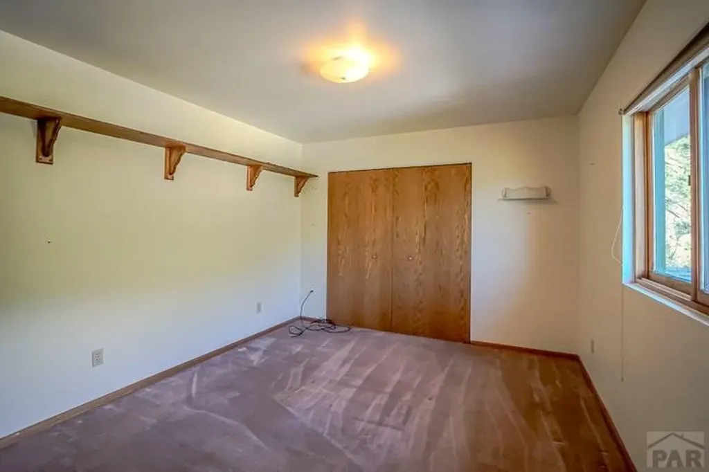 5207 North Creek Road Beulah CO 81023