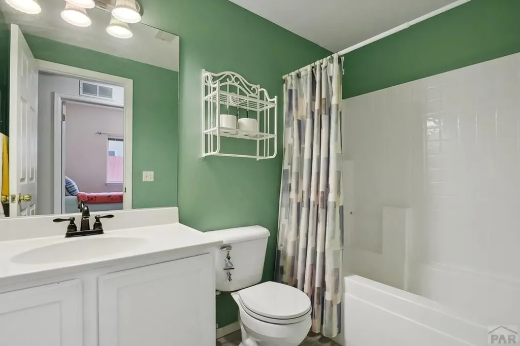 934 Cedarcrest Drive Pueblo CO 81005