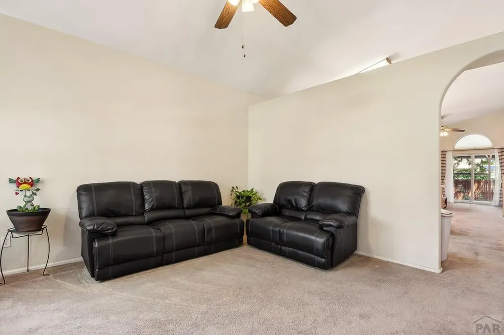 934 Cedarcrest Drive Pueblo CO 81005