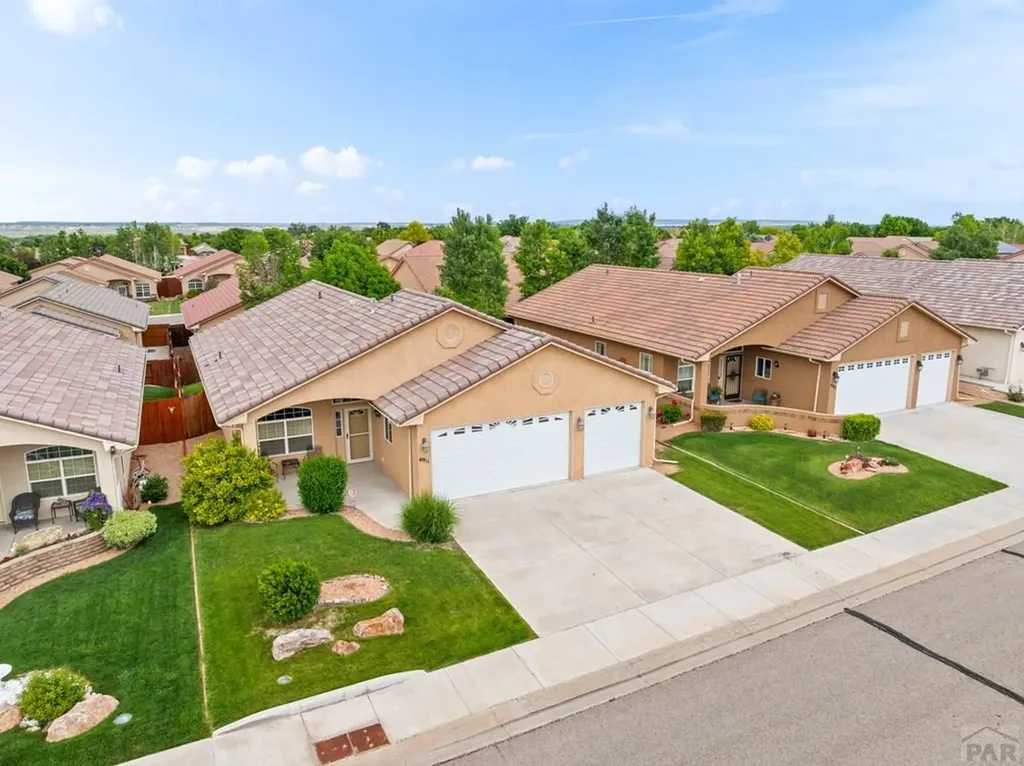 4911 Applecrest Drive Pueblo CO 81005