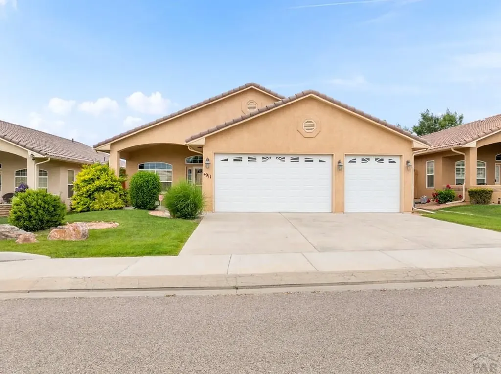 4911 Applecrest Drive Pueblo CO 81005