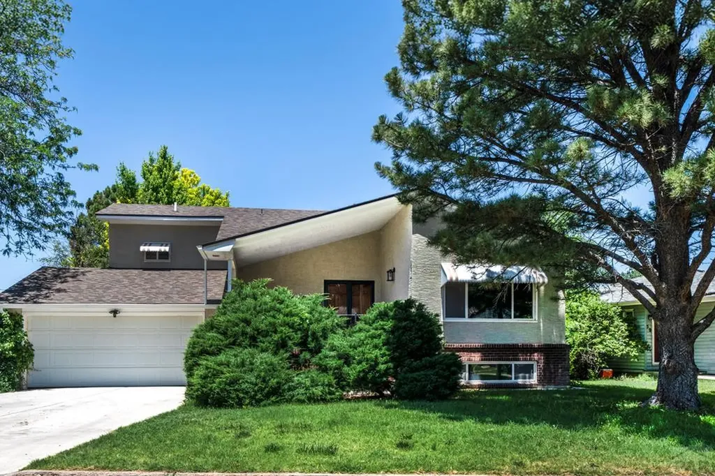 56 Sierra Drive La Junta CO 81050