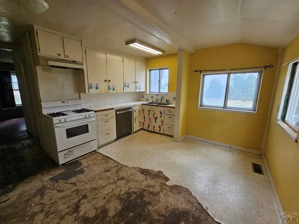 7621 Highway 50 Las Animas CO 81054