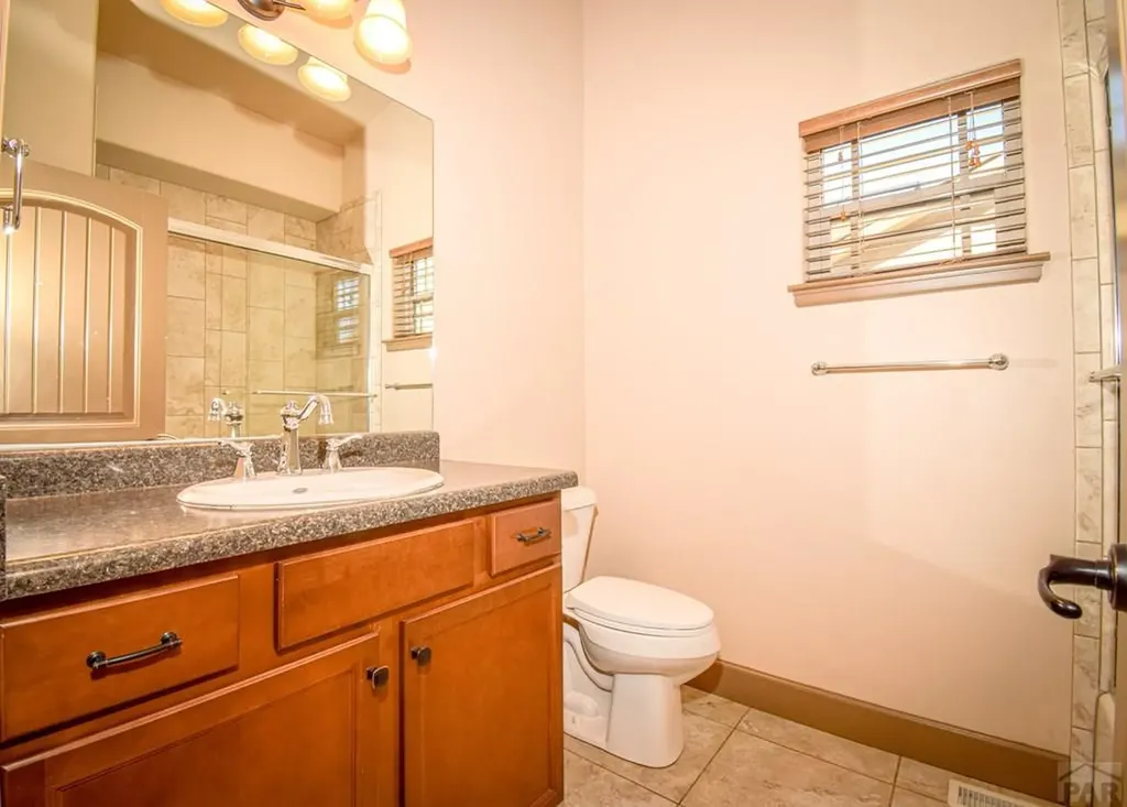 5707 Mark Twain Lane Pueblo CO 81008