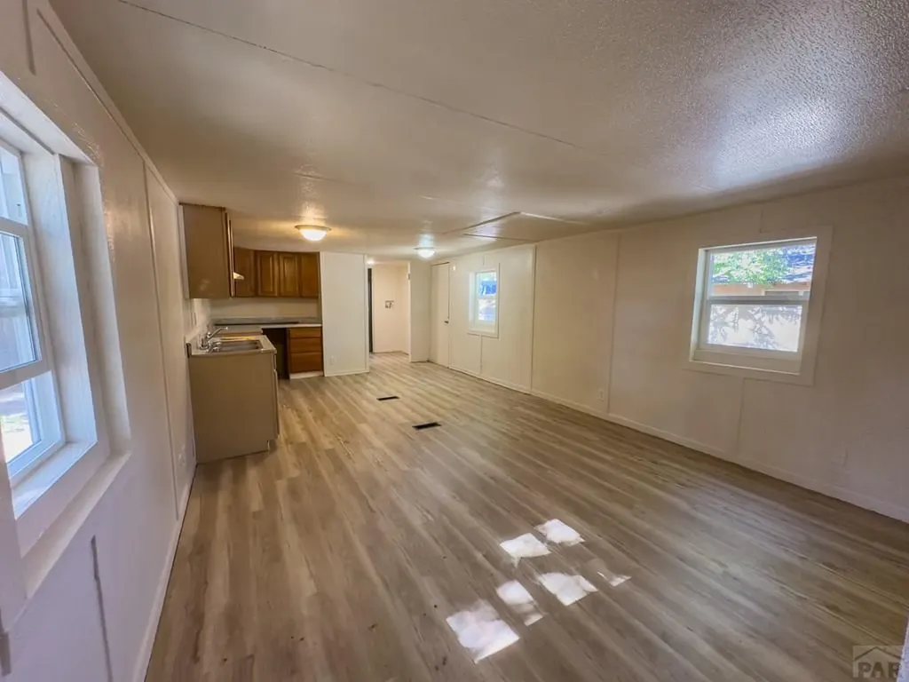 2233 E 8th Street Pueblo CO 81001