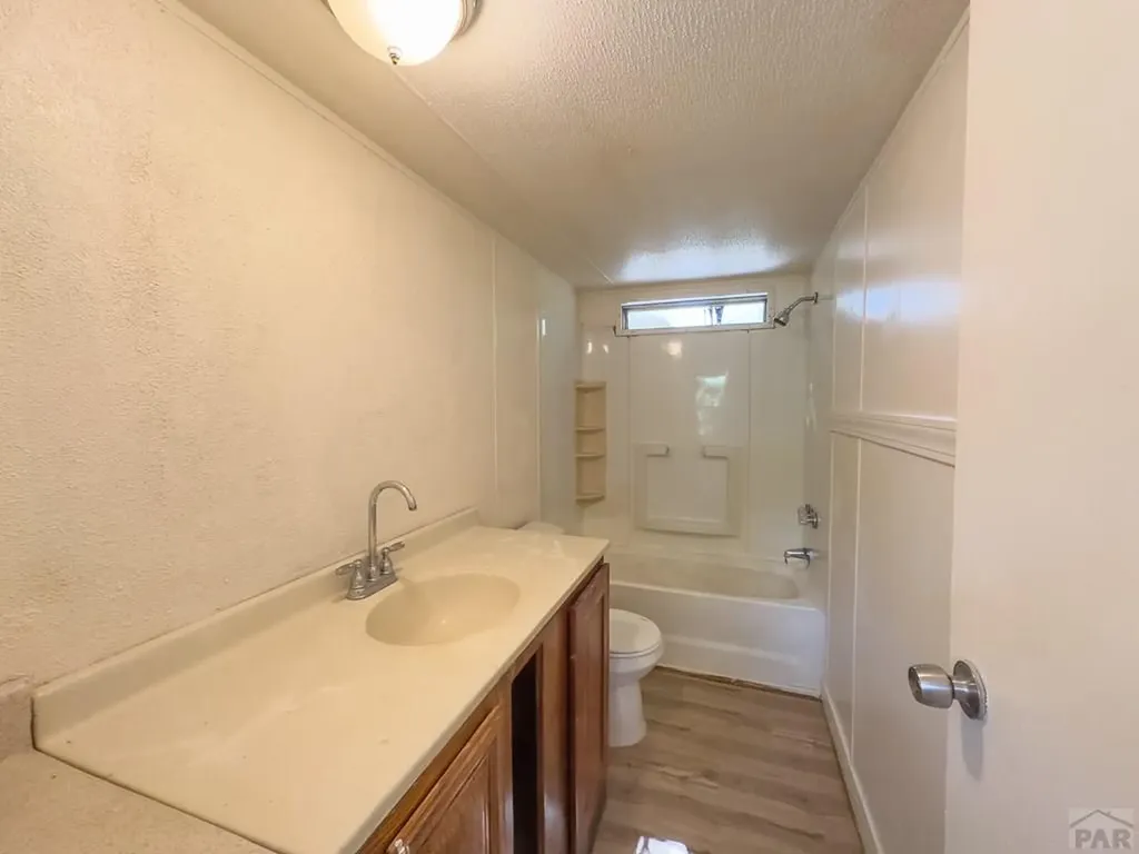 2233 E 8th Street Pueblo CO 81001