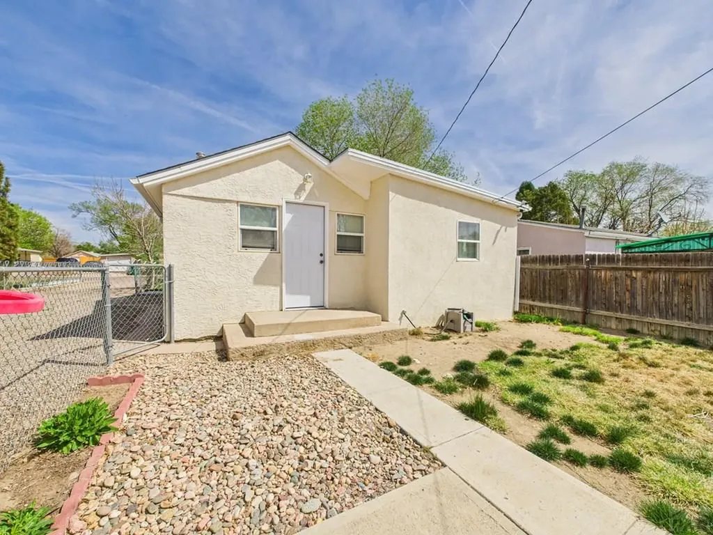 2006 E 14th Street Pueblo CO 81001