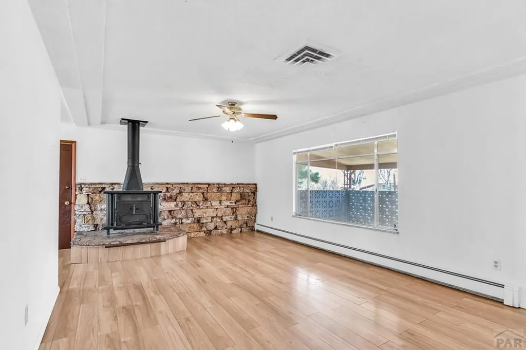 48 Cornell Circle Pueblo CO 81005