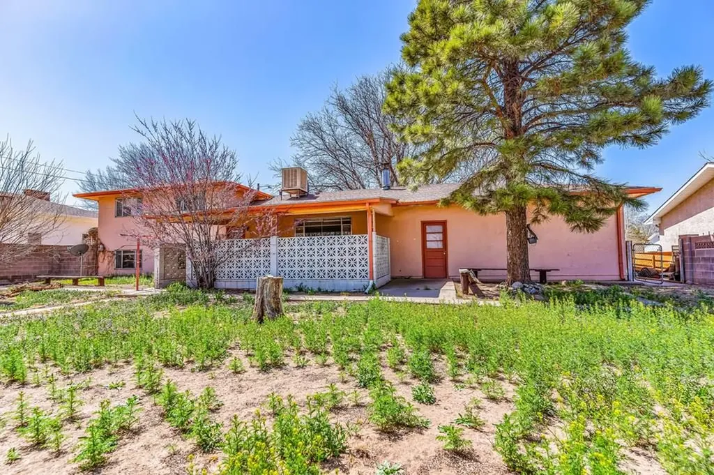 48 Cornell Circle Pueblo CO 81005