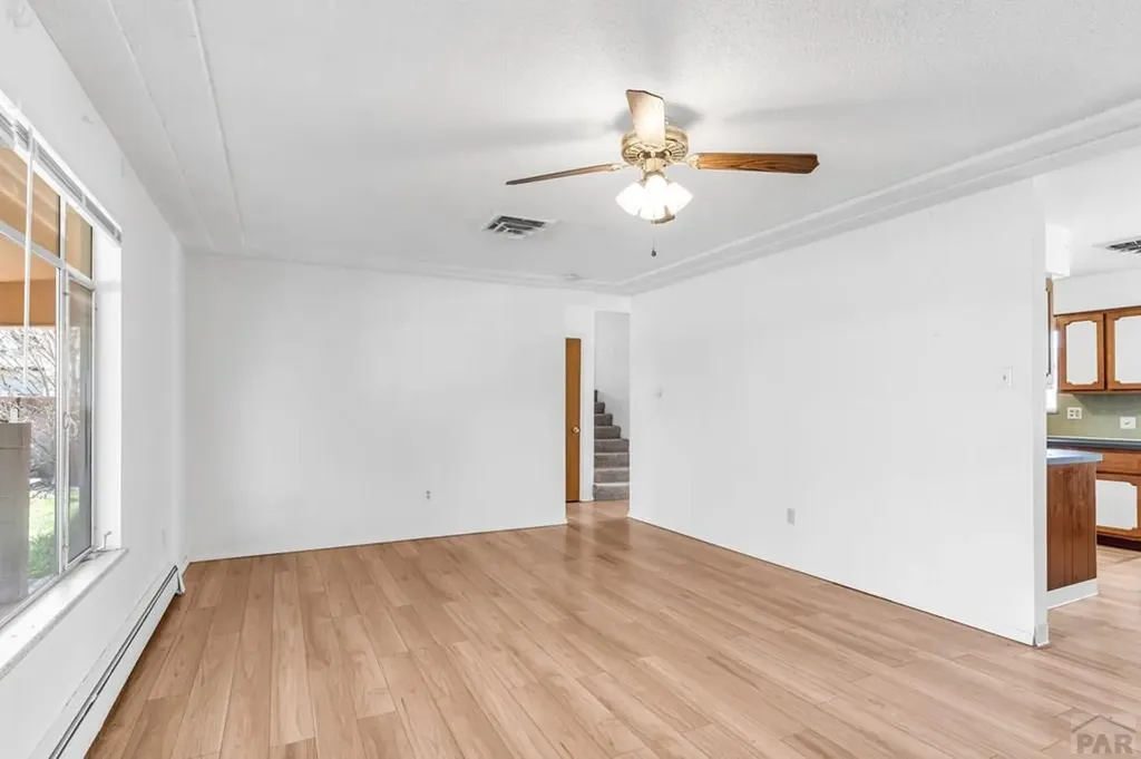 48 Cornell Circle Pueblo CO 81005