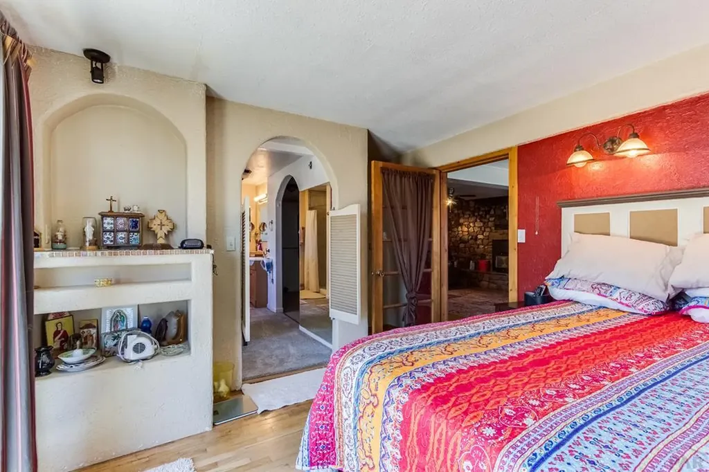 137 Cucharas Street La Veta CO 81055