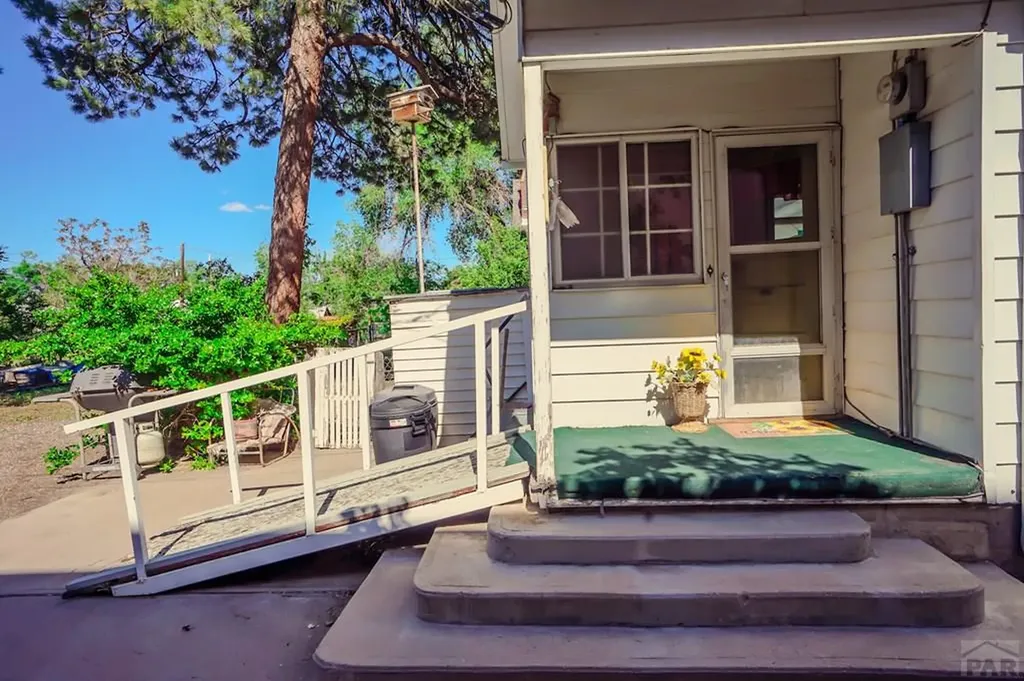 119 Idaho Avenue Pueblo CO 81004