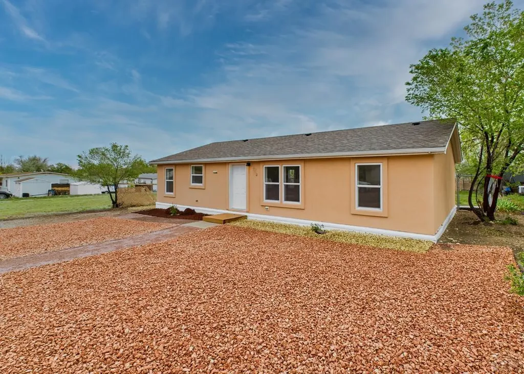 952 S Tolstoi Drive Pueblo West CO 81007