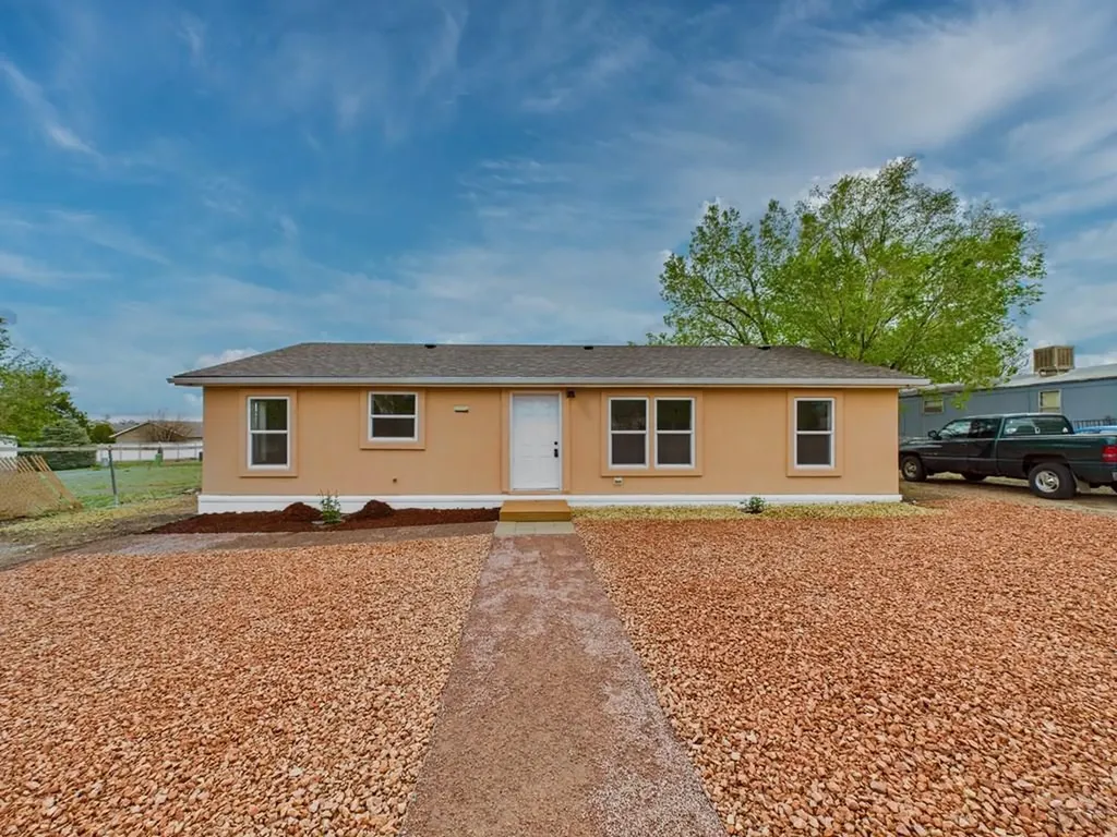 952 S Tolstoi Drive Pueblo West CO 81007