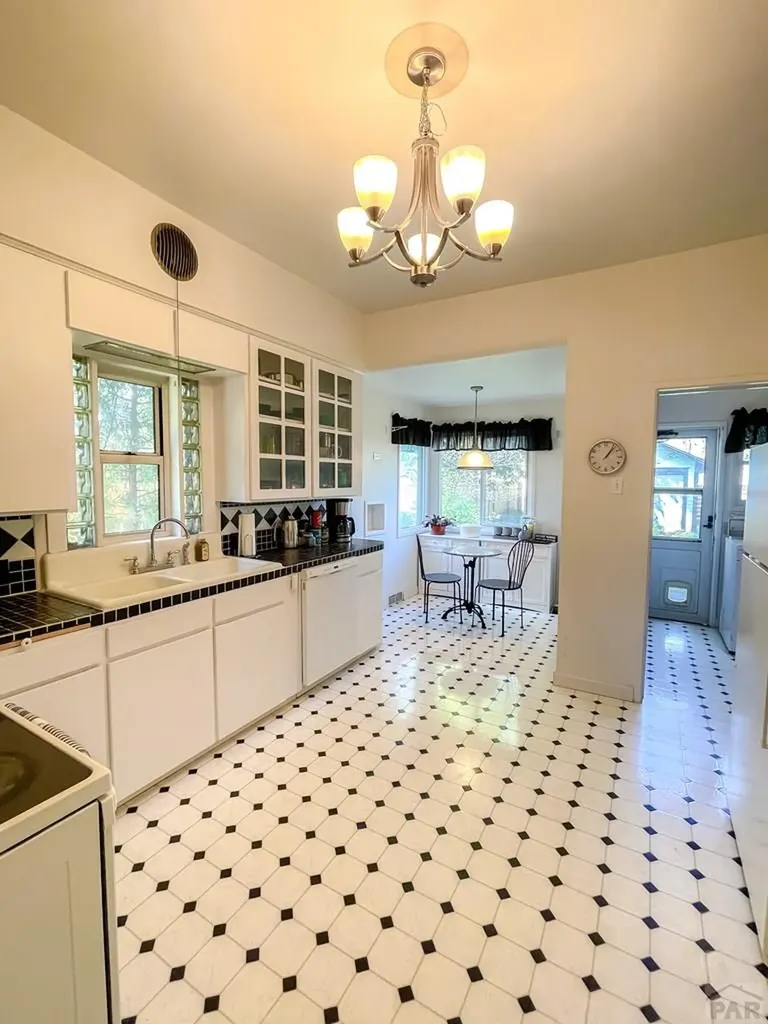 714 Belleview Avenue La Junta CO 81050