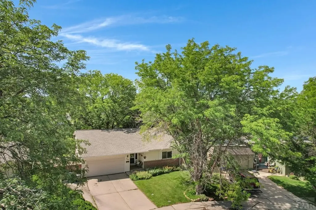 178 Macneil Place Pueblo CO 81001