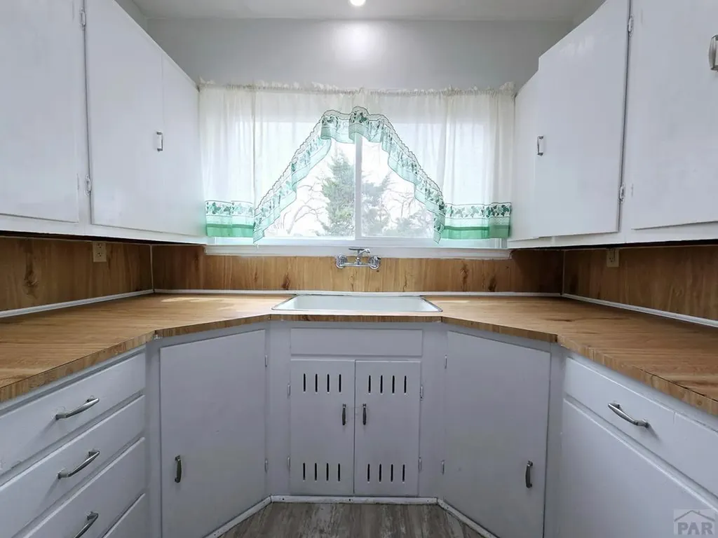 509 5th Street Las Animas CO 81054