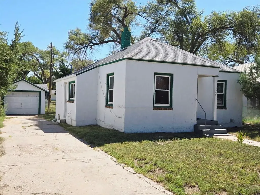 509 5th Street Las Animas CO 81054