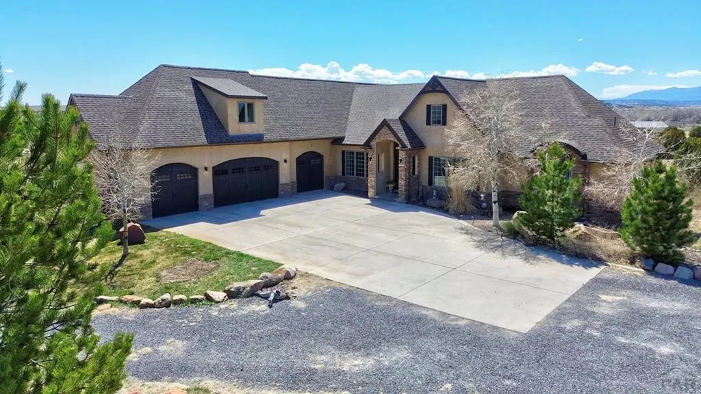 5672 Street Charles River Drive Pueblo CO 81004