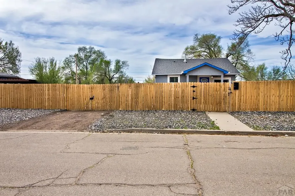 1710 E 3rd Street Pueblo CO 81001