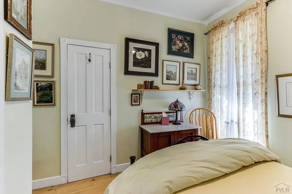 132 & 134 E Virginia Street La Veta CO 81055