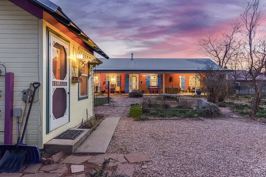 132 & 134 E Virginia Street La Veta CO 81055