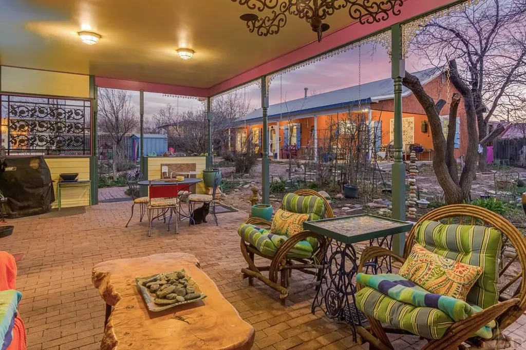 132 & 134 E Virginia Street La Veta CO 81055