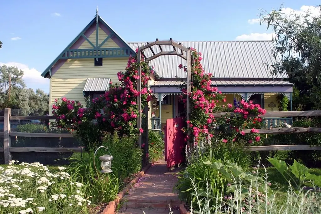 132 & 134 E Virginia Street La Veta CO 81055