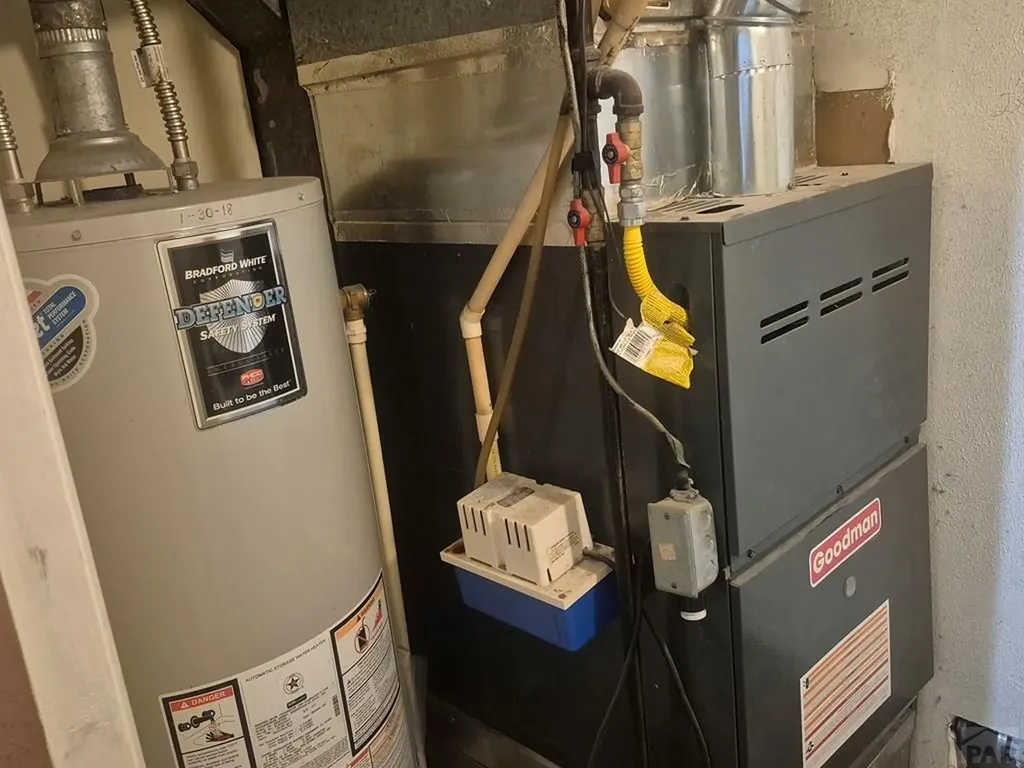 716 Lincoln Avenue La Junta CO 81050