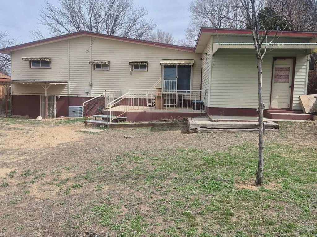 716 Lincoln Avenue La Junta CO 81050