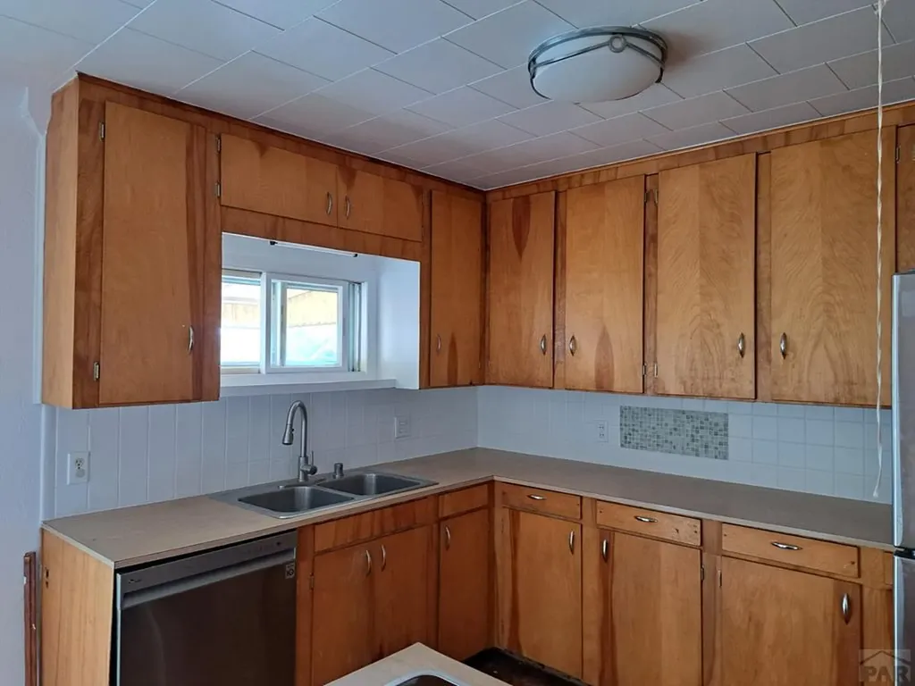 716 Lincoln Avenue La Junta CO 81050