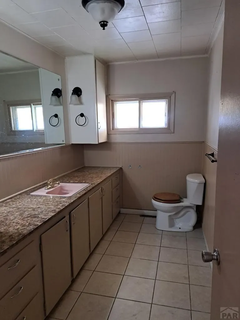 716 Lincoln Avenue La Junta CO 81050