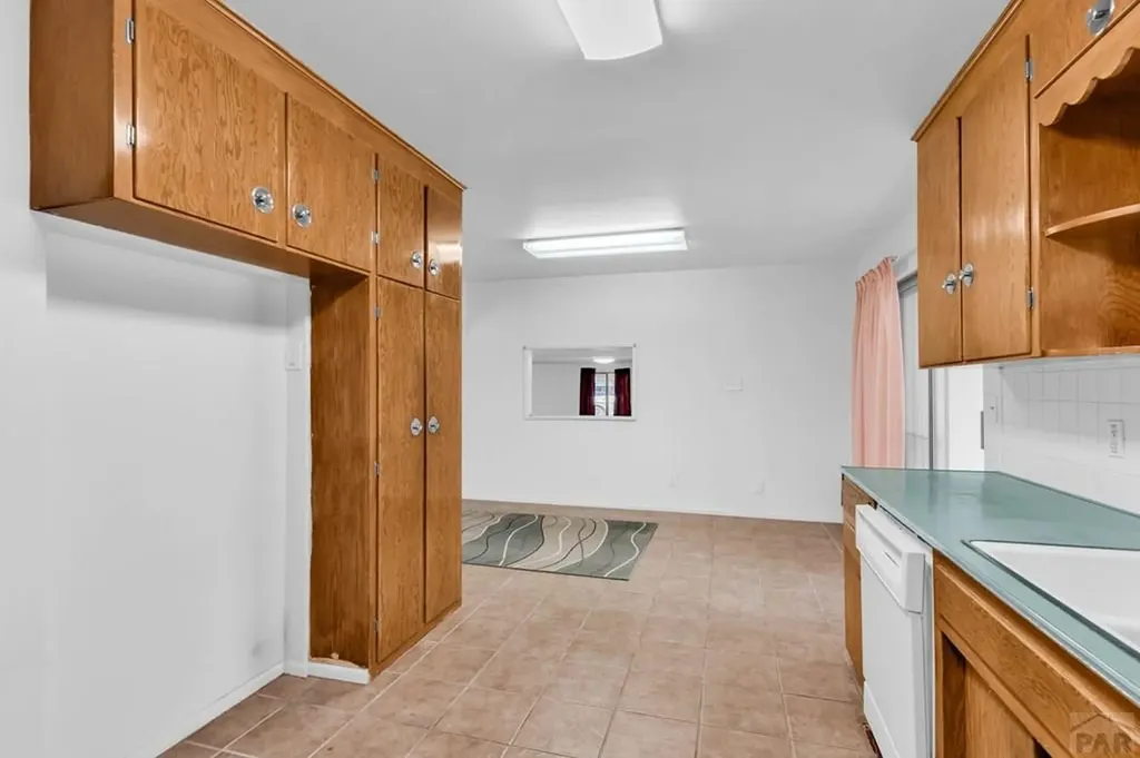 492 N Raynolds Avenue Canon City CO 81212