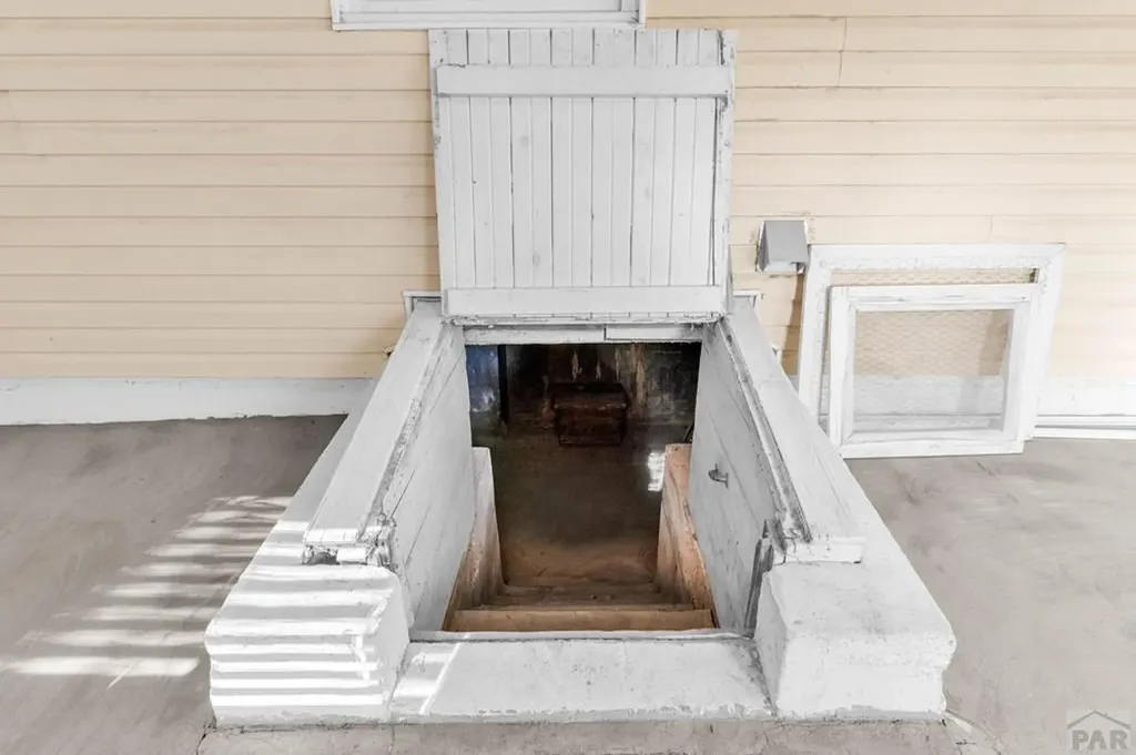 492 N Raynolds Avenue Canon City CO 81212