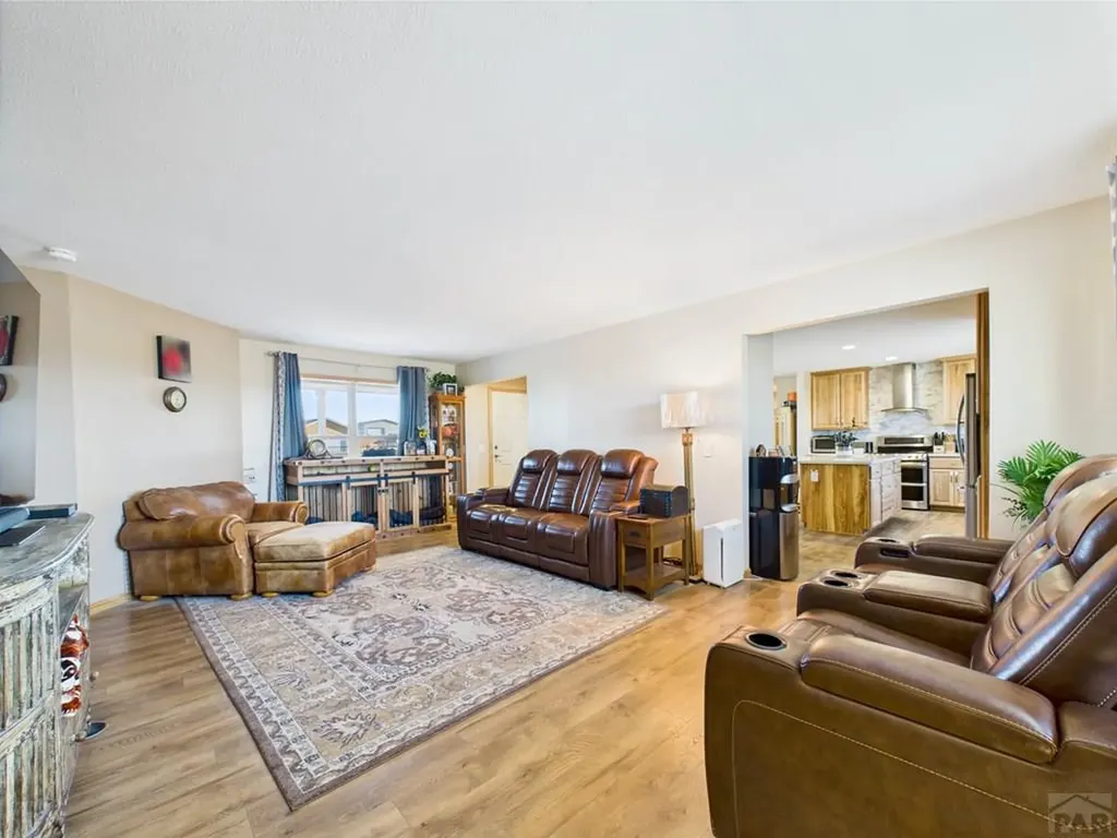 849 E Woodleaf Drive Pueblo West CO 81007