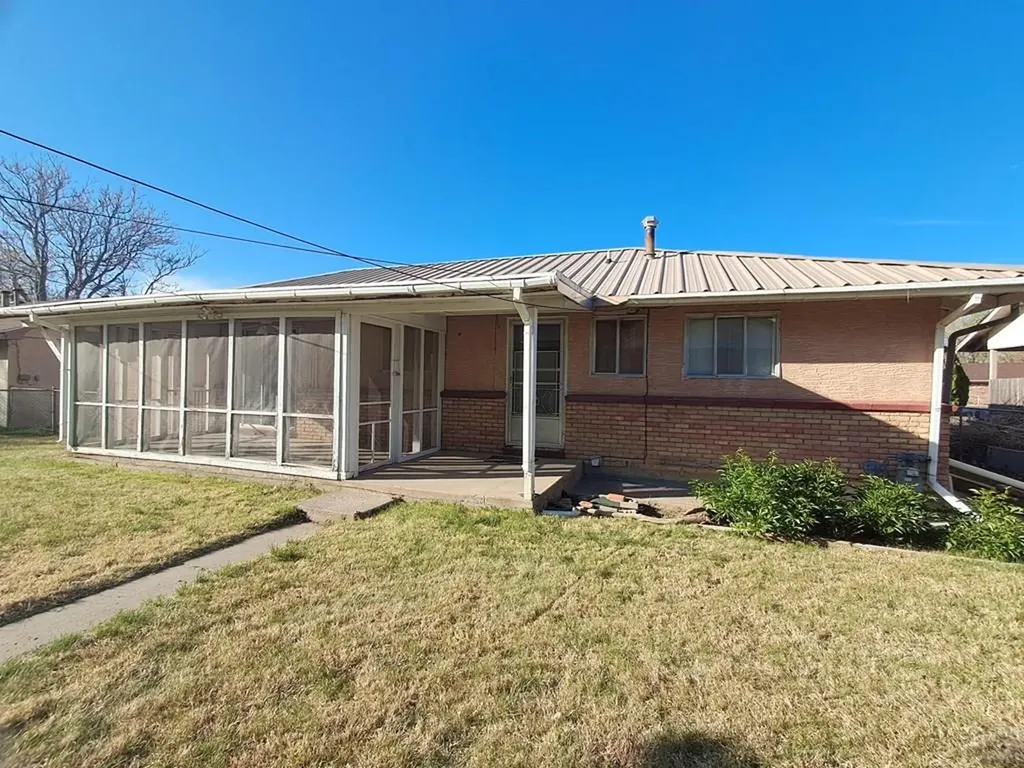 1616 Locust Avenue Rocky Ford CO 81067