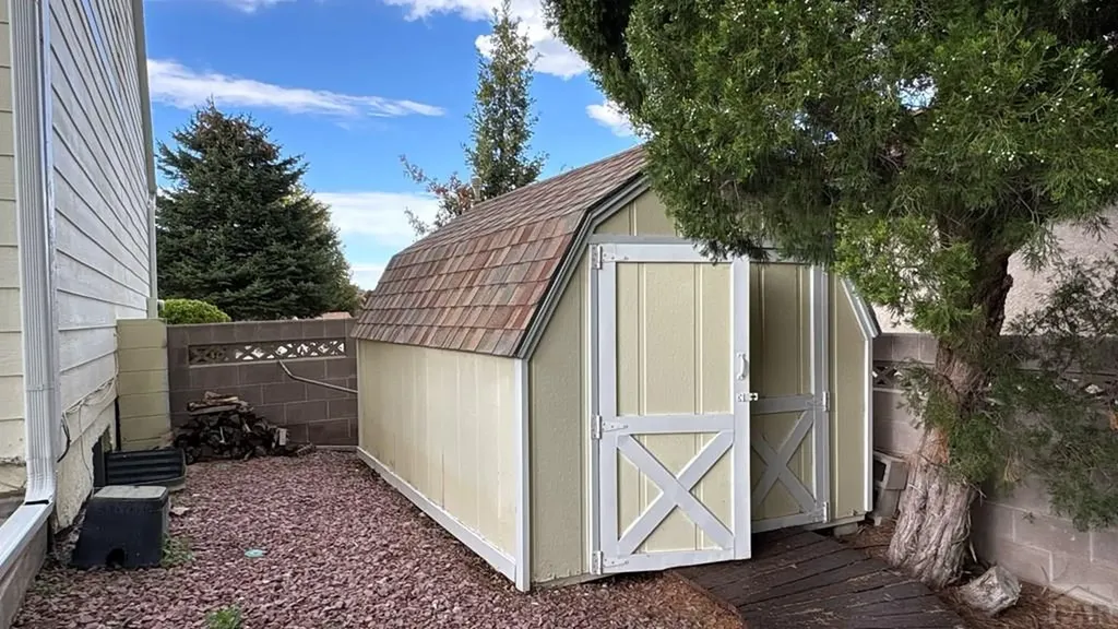 212 Bridle Trail Pueblo CO 81005