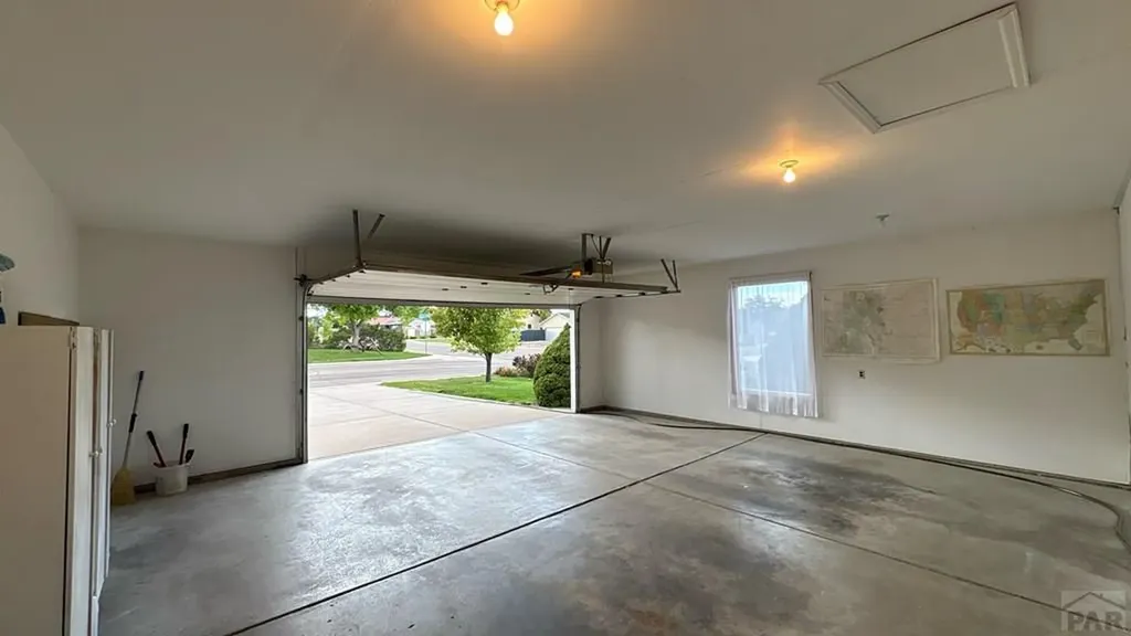 212 Bridle Trail Pueblo CO 81005