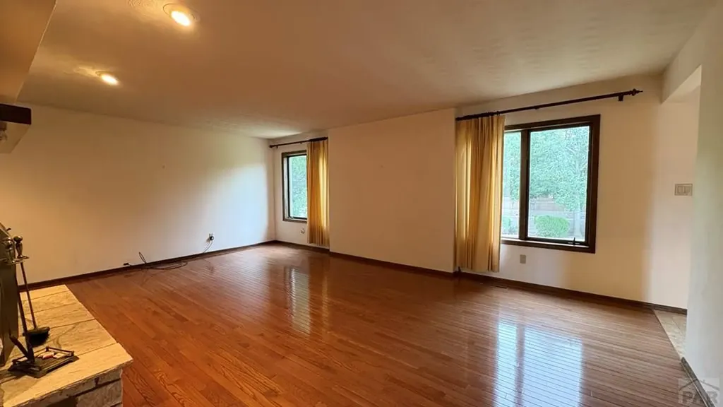 212 Bridle Trail Pueblo CO 81005