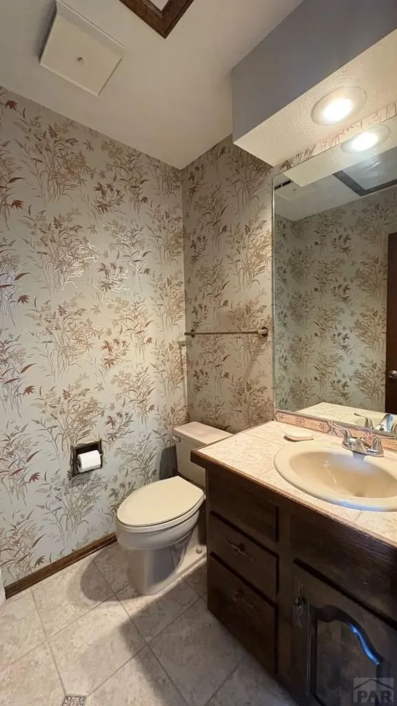 212 Bridle Trail Pueblo CO 81005