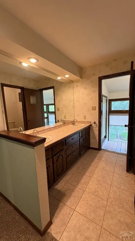 212 Bridle Trail Pueblo CO 81005