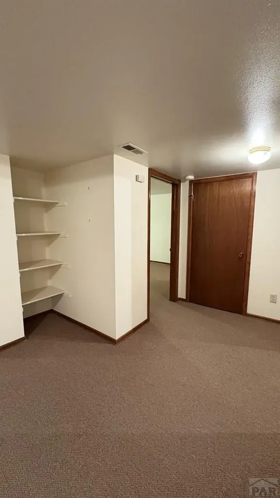 212 Bridle Trail Pueblo CO 81005