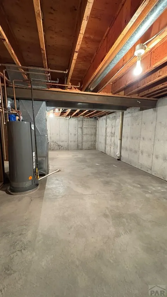 212 Bridle Trail Pueblo CO 81005