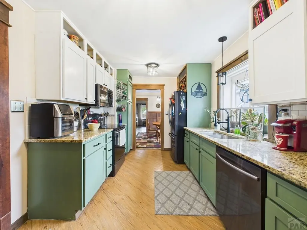 1423 Lake Avenue Pueblo CO 81004