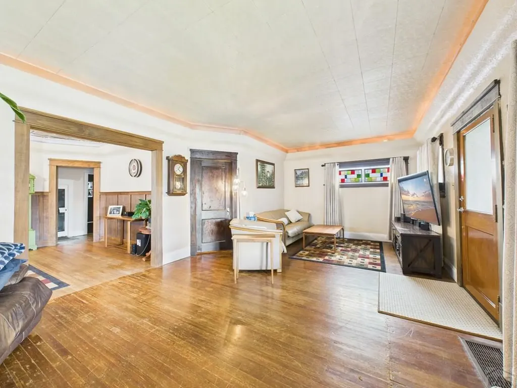 1423 Lake Avenue Pueblo CO 81004