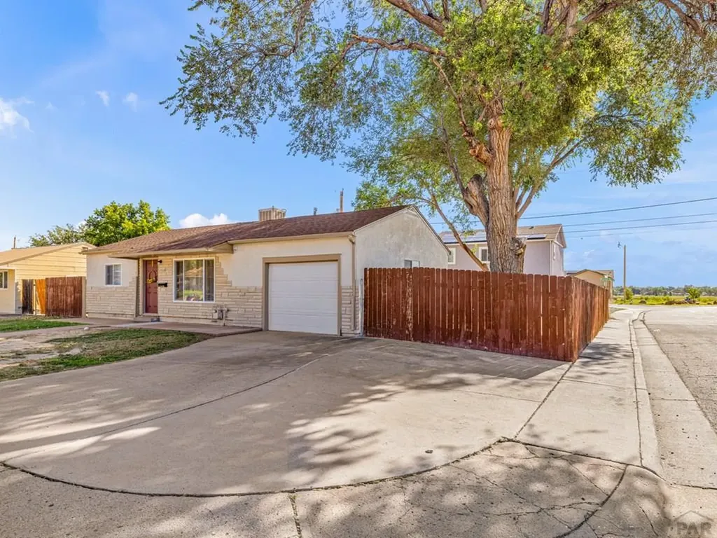 2426 Ontario Street Pueblo CO 81005