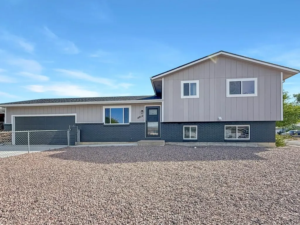 4012 Crestview Drive Pueblo CO 81008