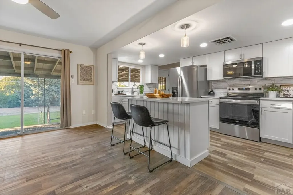 27 Radcliff Lane Pueblo CO 81005