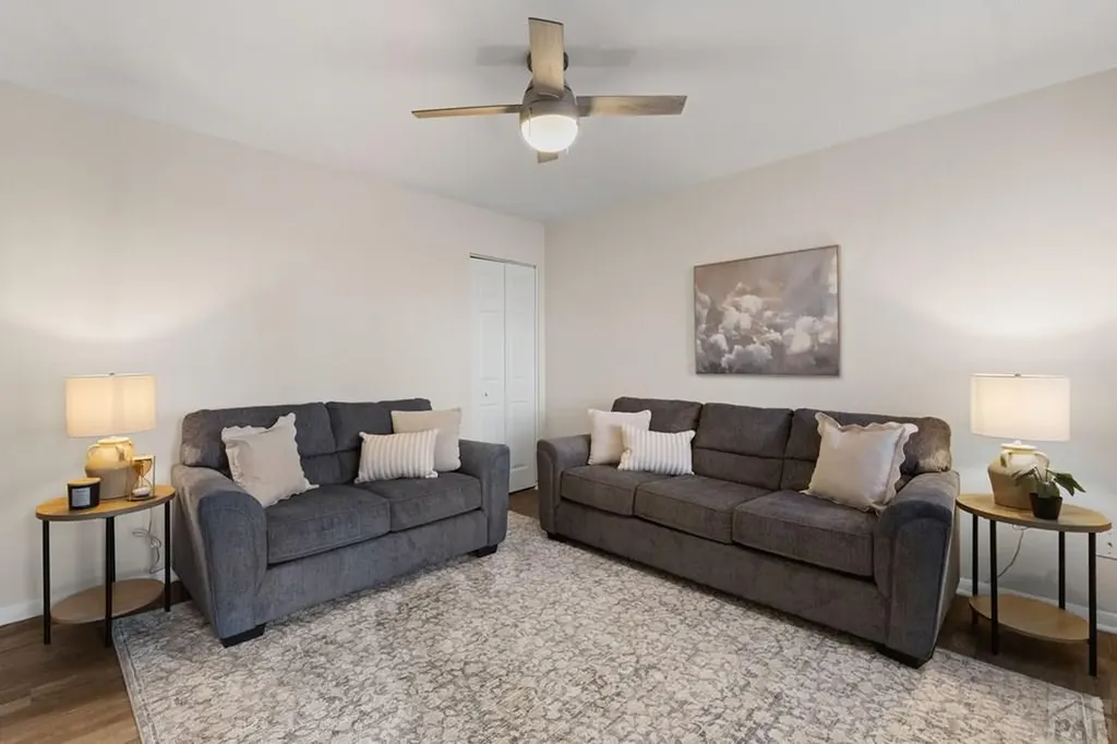 27 Radcliff Lane Pueblo CO 81005