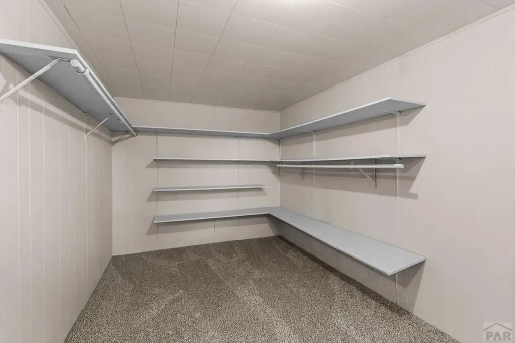 27 Radcliff Lane Pueblo CO 81005